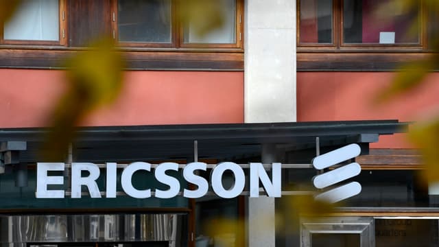 Ericsson stoppe son activité modem, des suppressions de postes par centaines prévues. 