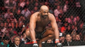 Le combattant américain de MMA Jon Jones le 4 mars 2023 face à Ciryl Gane