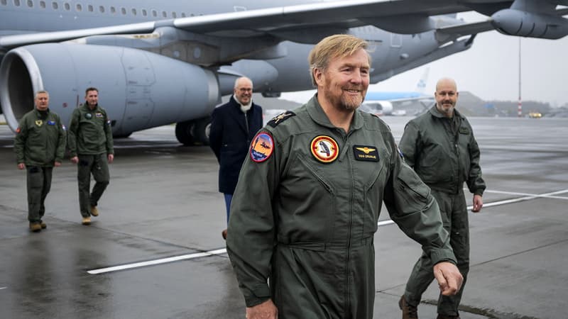 "Il était connu des passagers et de l'équipage sous un nom de code": la double vie du roi des Pays-Bas, pilote de ligne depuis près de 30 ans