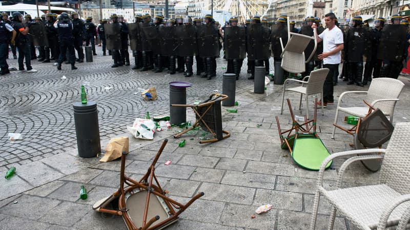 Les CRS à Marseille