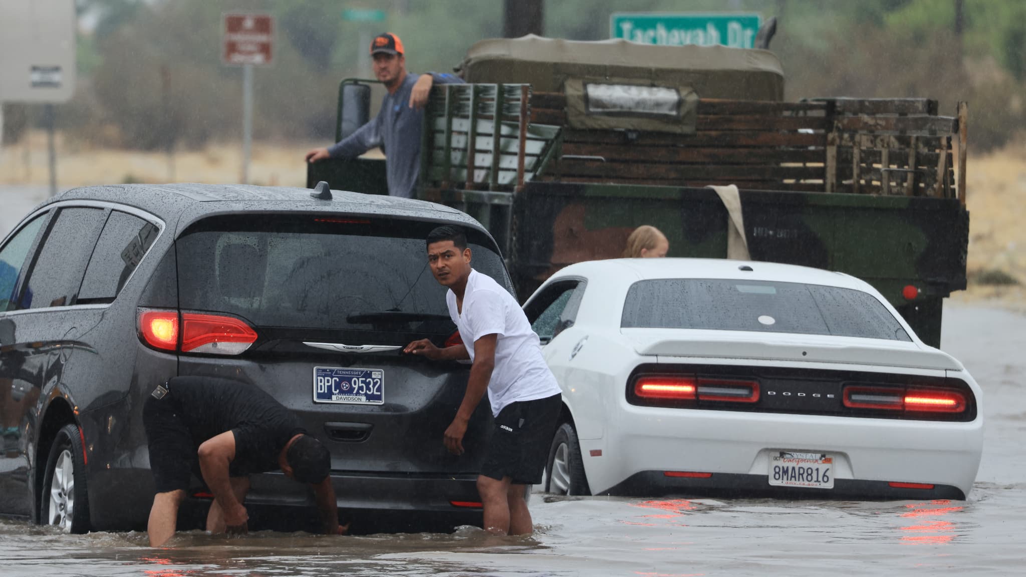 Lluvias torrenciales de la tormenta tropical Hilary inundan California