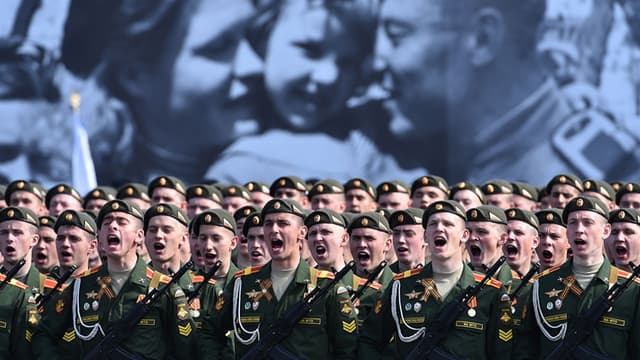 Des soldats russes lors de la grande parade du 9 mai 2015 à Moscou, commémoration des 70 ans de la fin de la seconde Guerre Mondiale.