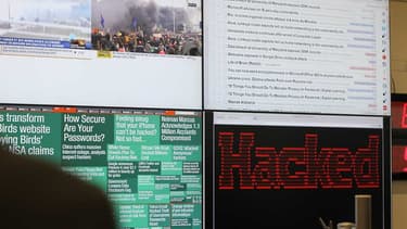 Des écrans de contrôle au centre opérationnel de l\'ANSSI.