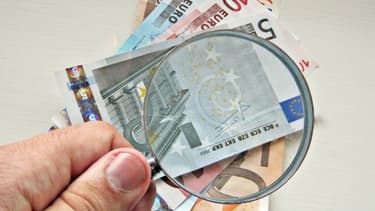 Certaines astuces permettent de distinguer rapidement les vrais des faux billets.