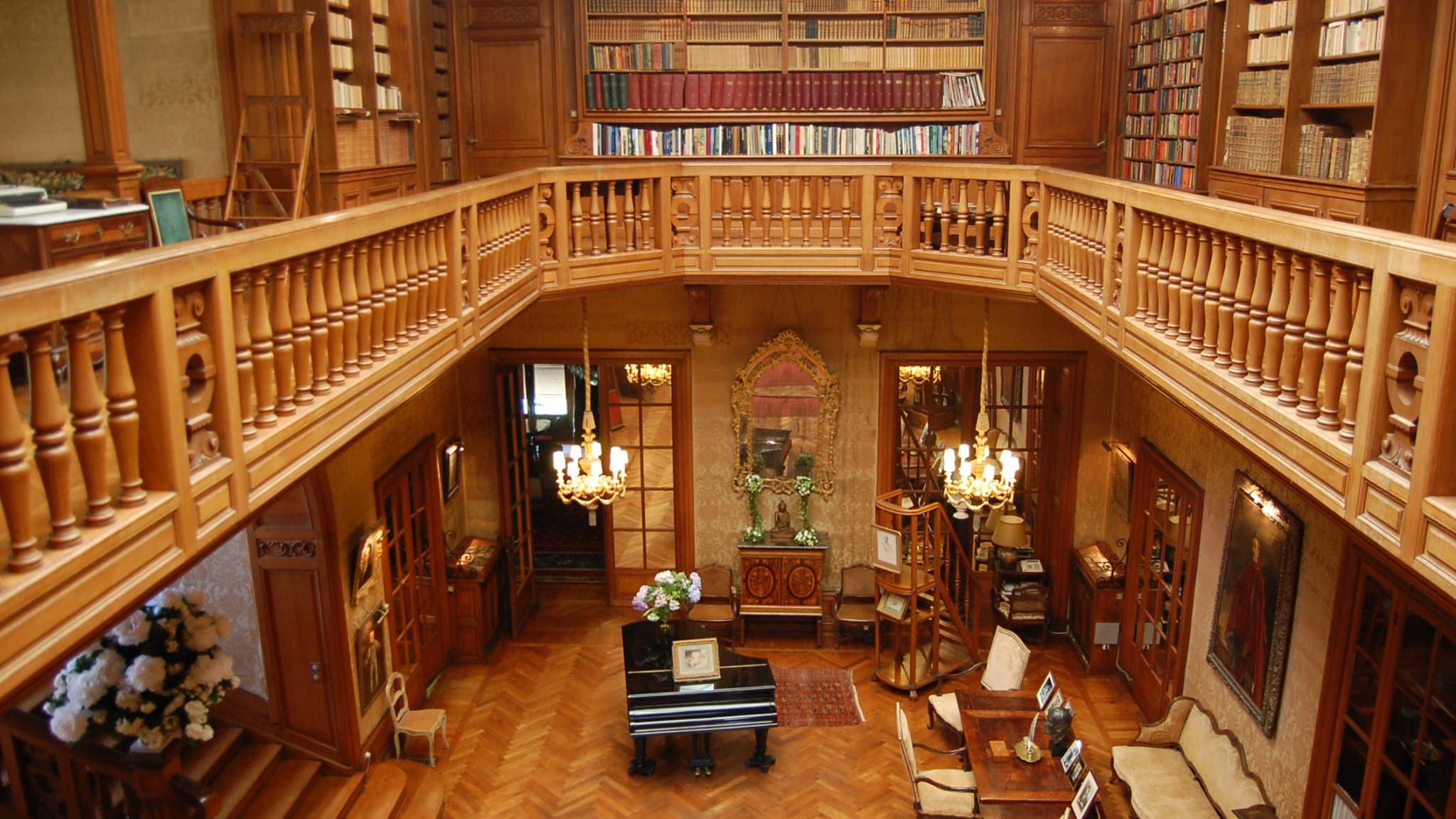 Vue du hall du château d'Arcangues. 