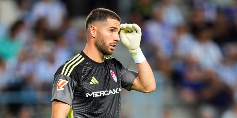 Le gardien de but de Grenade Luca Zidane face à Malaga le 6 septembre 2025
