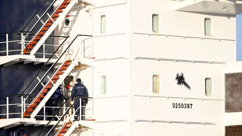 La Finlande a saisi un cargo transportant de l’acier russe sous sanctions et soupçonné d’avoir endommagé un câble sous-marin