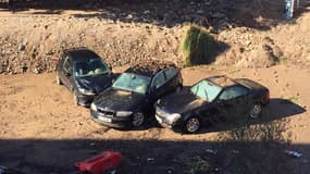 Des véhicules sur le parking Clémenceau à Cannes.