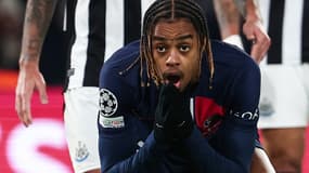 L'attaquant du PSG Bradley Barcola face à Newcastle