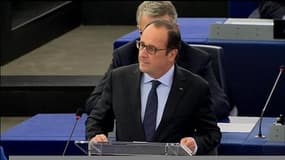 Hollande: "L'Europe a tardé à comprendre" l'ampleur de la crise sur les réfugiés