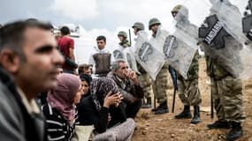 Pour l'instant, le gouvernement turc s'est contenté de garder ses frontières et de réguler l'afflux de réfugiés kurdes venus de Syrie.