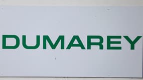 Le logo de l'équipementier automobile Dumarey à l'extérieur de l'usine Dumarey Powerglide à Strasbourg, en Alsace, le 8 novembre 2024 (photo d'illustration).