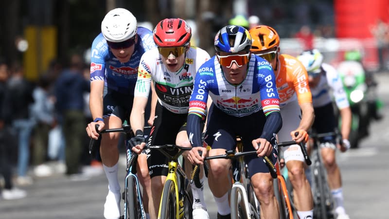 Remco Evenepoel et Jonas Vingegaard le 29 mars 2026 lors de la 7e etape du Tour de Catalogne 2261860
