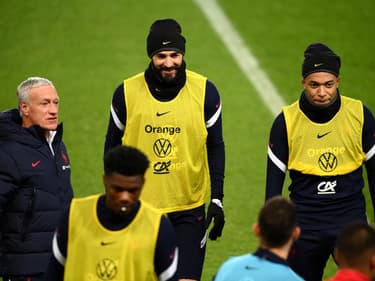 Didier Deschamps avec Karim Benzema et Kylian Mbappé, le 12 novembre 2021