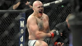 Serghei Spivac après sa victoire sur Greg Hardy à l'UFC 272 en mars 2022
