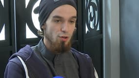 Younes a passé six mois dans les rangs de Daesh, à Alep. 