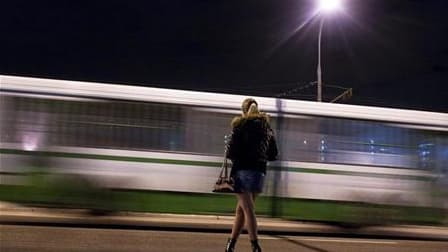 Trente-trois pour cent des étudiantes et étudiants berlinois n'excluent pas d'user de leurs charmes pour financer leurs études - soit en se livrant à la prostitution, soit en s'exhibant dans des spectacles coquins ou sur internet. /Photo d'archives/REUTER