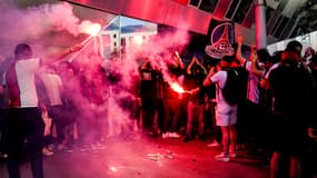Manifestation du CUP devant le siège du PSG