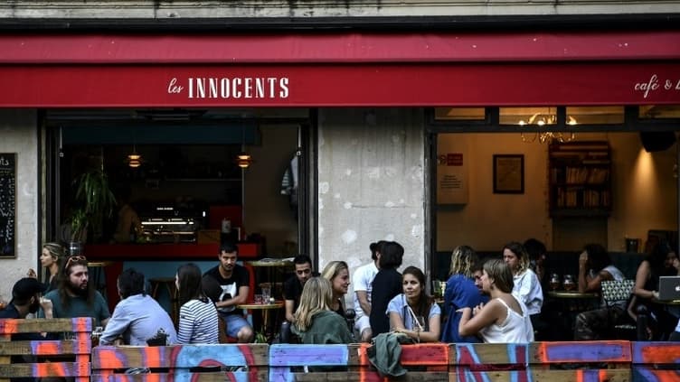 J-1 avant la réouverture des terrasses : craignez-vous les nuisances en tant que riverain ?