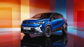 Renault a restylé son Captur qui reprend les accents stylistiques de la gamme actuelle.