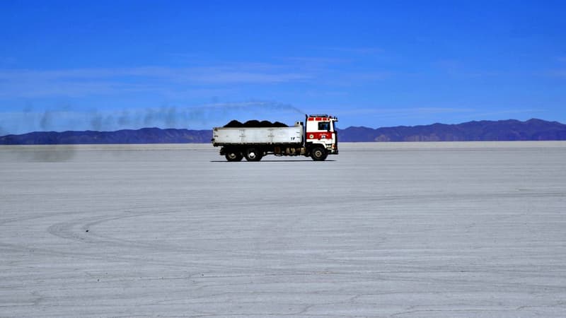 La Bolivie héberge d'énormes gisements de lithium, grâce à ses immenses étendues de lacs salés.