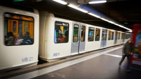 Une rame de métro à l'arrêt Perier à Marseille, le 7 mars 2019