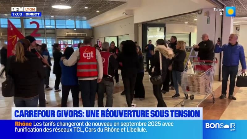 Carrefour de Givors: une réouverture sous tension avec des employés en grève