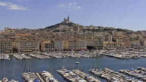 Une information judiciaire a été ouverte à Marseille pour homicide volontaire, à la suite de la mort d'un jeune homme de 19 ans dans la nuit de mercredi à jeudi après une altercation avec un gardien de la paix.