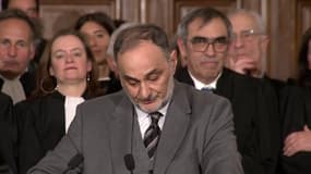Jean-Yves Halimi rend hommage à sa mère Gisèle Halimi: "Maman, aujourd'hui entouré de ma famille et devant les plus hauts représentants de la Nation, je me sens un peu seul"