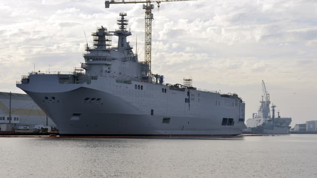 La France pourrait annuler la livraison de deux navires de guerre à la Russie. 