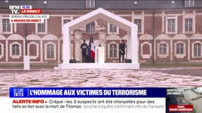 Hommage aux victimes du terrorisme: un texte lu par un professeur et un élève du collège de Conflans Sainte-Honorine, où Samuel Paty a été assassiné