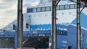 Les policiers ont emprunté un bateau de La Méridionale ce vendredi 14 décembre 2024 pour la Corse.