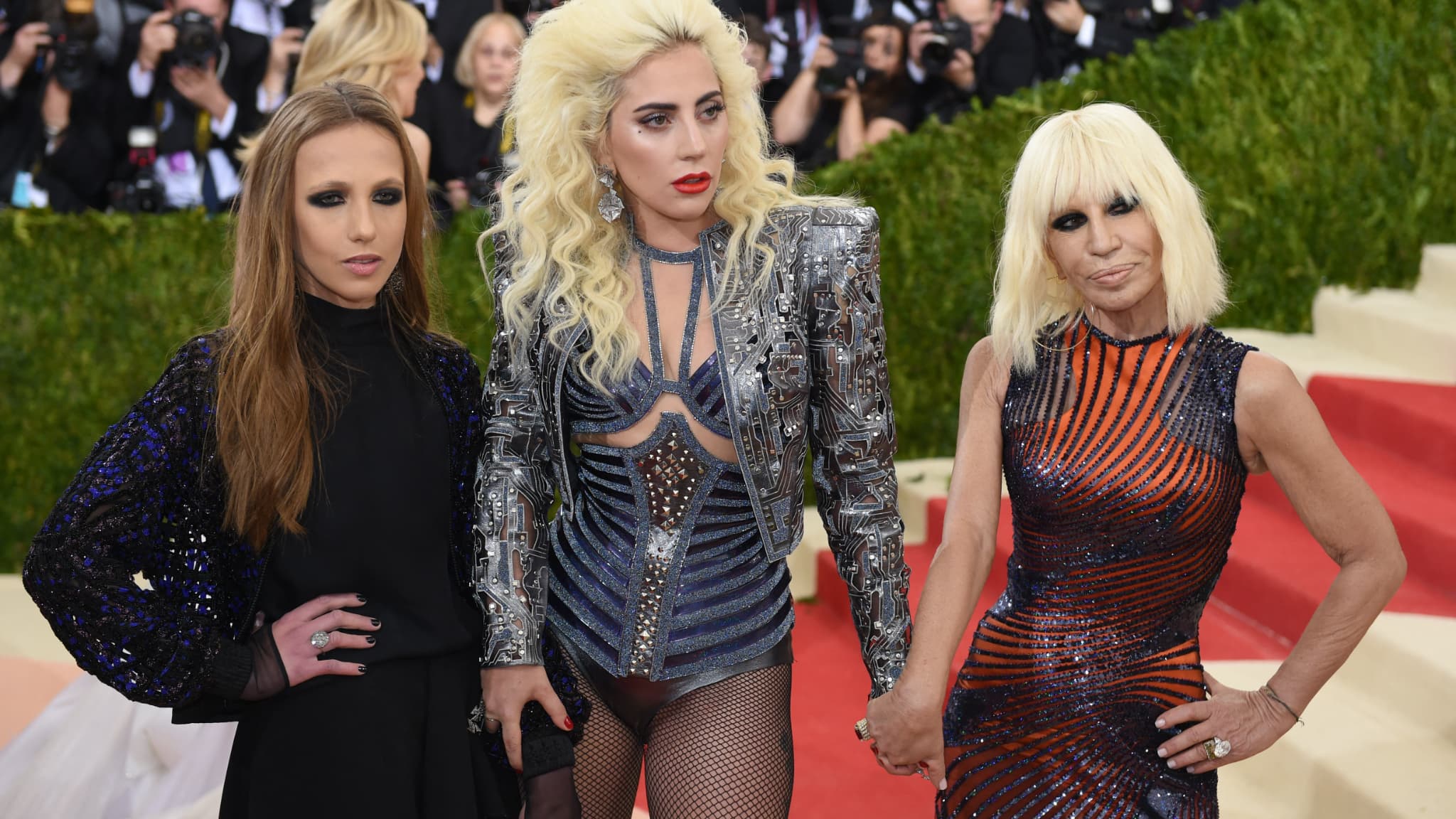 Lady Gaga, Donatella Versace, Allegra Versace, Met Gala 2016 Lady Gaga, Donatella Versace, Allegra Versace, Met Gala 2016