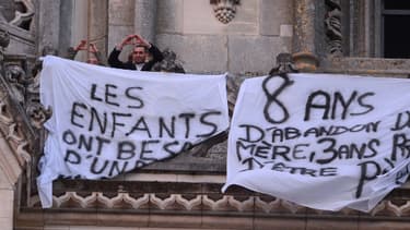 Deux des quatre pères retranchés dans la cathédrale d'Orléans