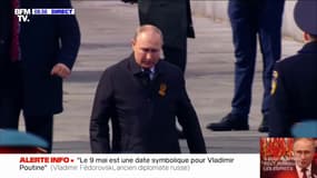 9-Mai: Vladimir Poutine arrive sur la place Rouge à Moscou pour présider le traditionnel défilé militaire