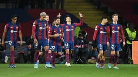 Joao Felix célébrant le but du FC Barcelone contre Porto
