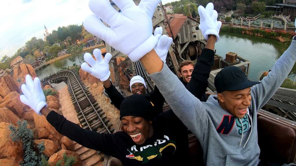Les Bleus chez Mickey Les Bleus chez Mickey