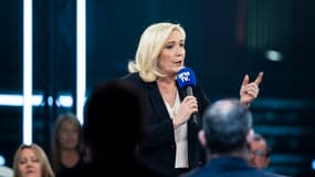 Marine Le Pen invitée de "La France dans les yeux" sur BFMTV, le 22 mars 2022.