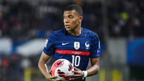 Kylian Mbappé avec les Bleus