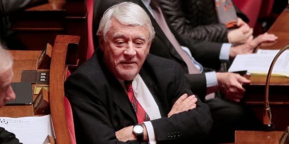 Le député UMP Claude Goasguen à l'Assemblée, le 25 février 2014 Le député UMP Claude Goasguen à l'Assemblée, le 25 février 2014