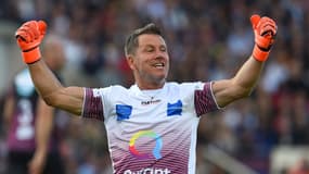 Pascal Olmeta lors d'un match caritatif pour son association "Un sourire, un espoir pour la Vie" en 2019