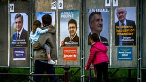 Les affiches de campagne de quelques uns des candidats à la présidentielle. (photo d'illustration)