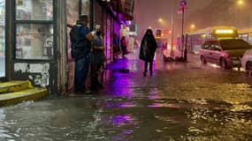 Pluie violente et inondations au passage des restes de l'ouragan Ida, le 1er septembre 2021 à New York
