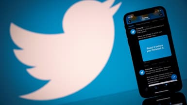 Twitter doit détailler ses moyens de lutte contre la haine en ligne.