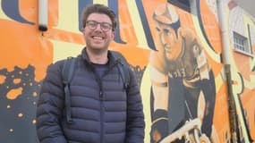 Tom, australien, est venu pour assister à Paris-Roubaix, 13 avril 2025