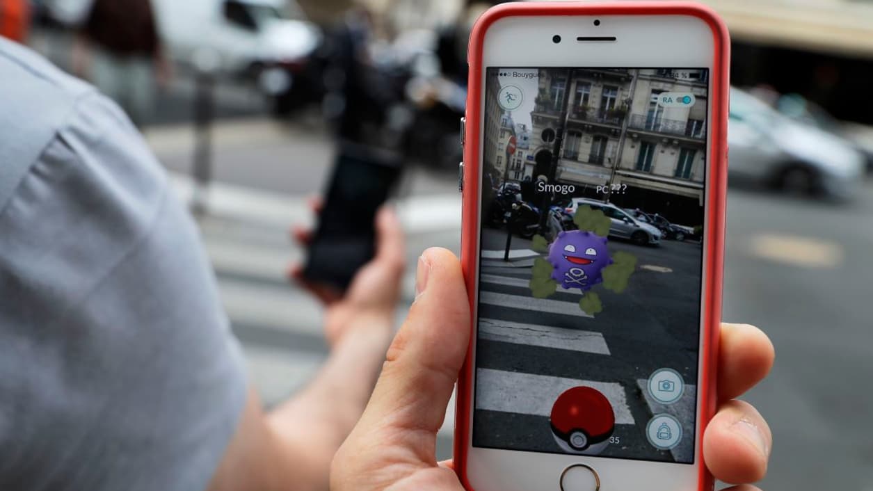 Pokémon Go dans les rues de Paris Pokémon Go dans les rues de Paris