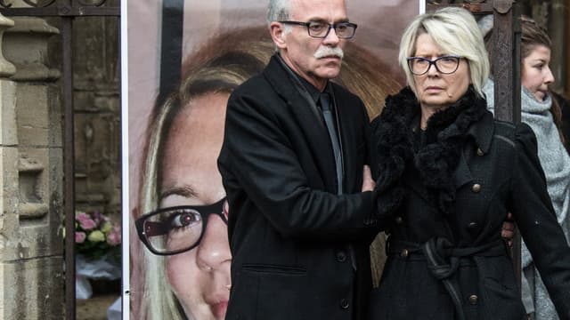 Les parents d'Alexia Daval lors des funérailles de leur fille, le 8 novembre 2017 à Gray.