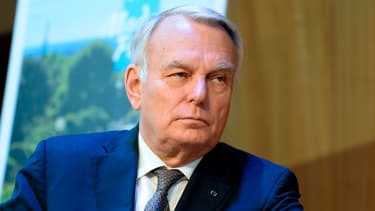 Le ministre des Affaires étrangères et du Tourisme Jean-Marc Ayrault, s'est exprimé en marge d'un déplacement dans le Val de Loire ce mardi.