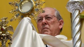 Le cardinal péruvien Juan Luis Cipriani à Lima le 10 juin 2012