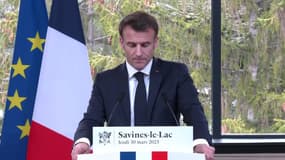 Plan eau: Emmanuel Macron annonce 30 millions d'euros pour "investir avec les agriculteurs" sur de nouveaux modèles d'irrigation